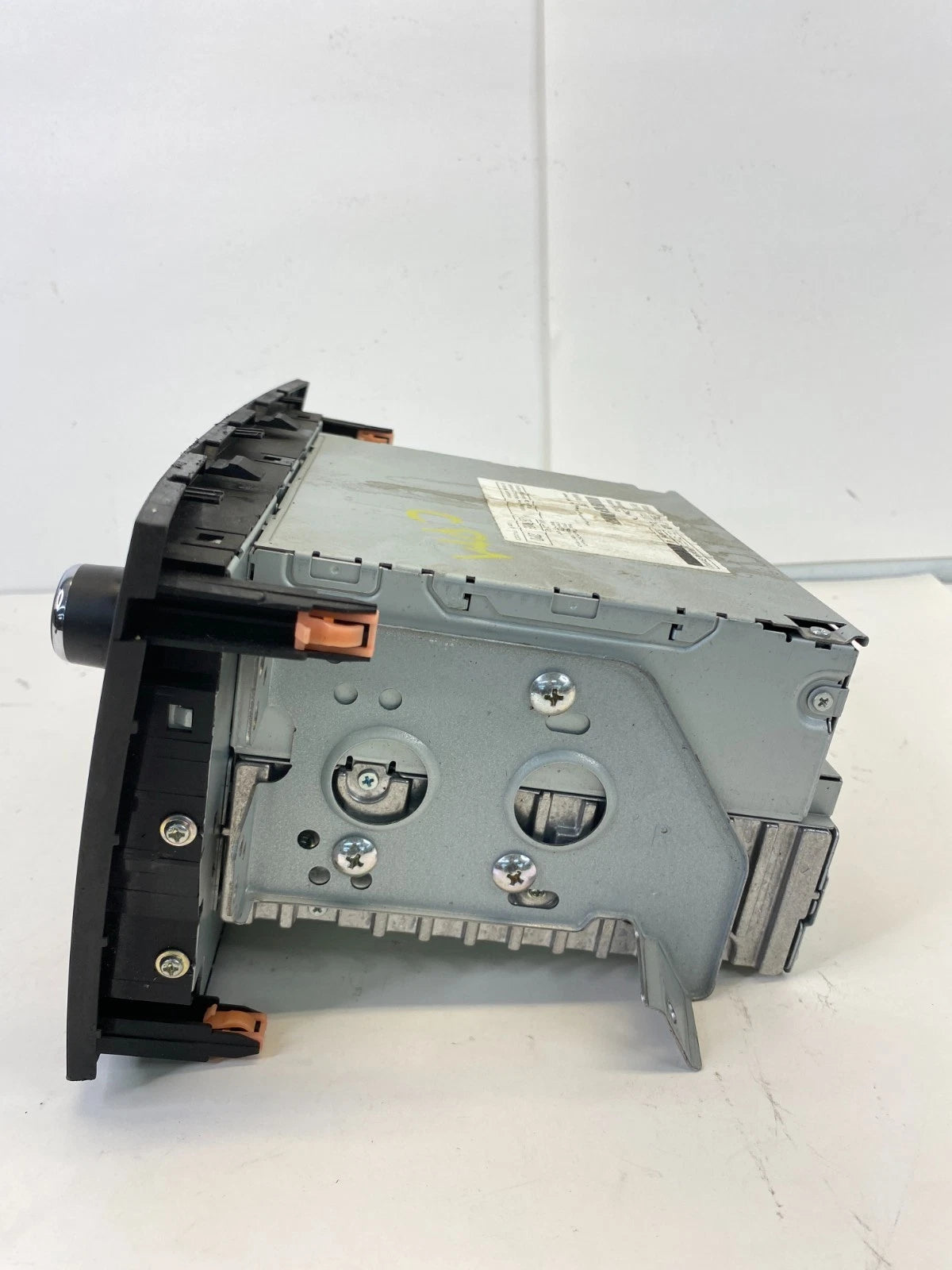 2010-2013 SUZUKI KIZASHI RADIO RECEPTOR AM FM CD ASSEMBLY OEM 39101-57L01
