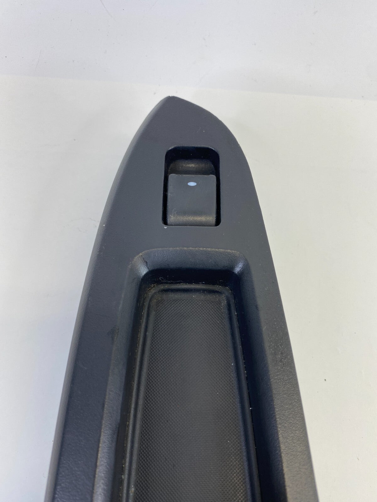 2006-2008 Chevrolet Impala Front Right Passenger Side Door Window Switch OEM