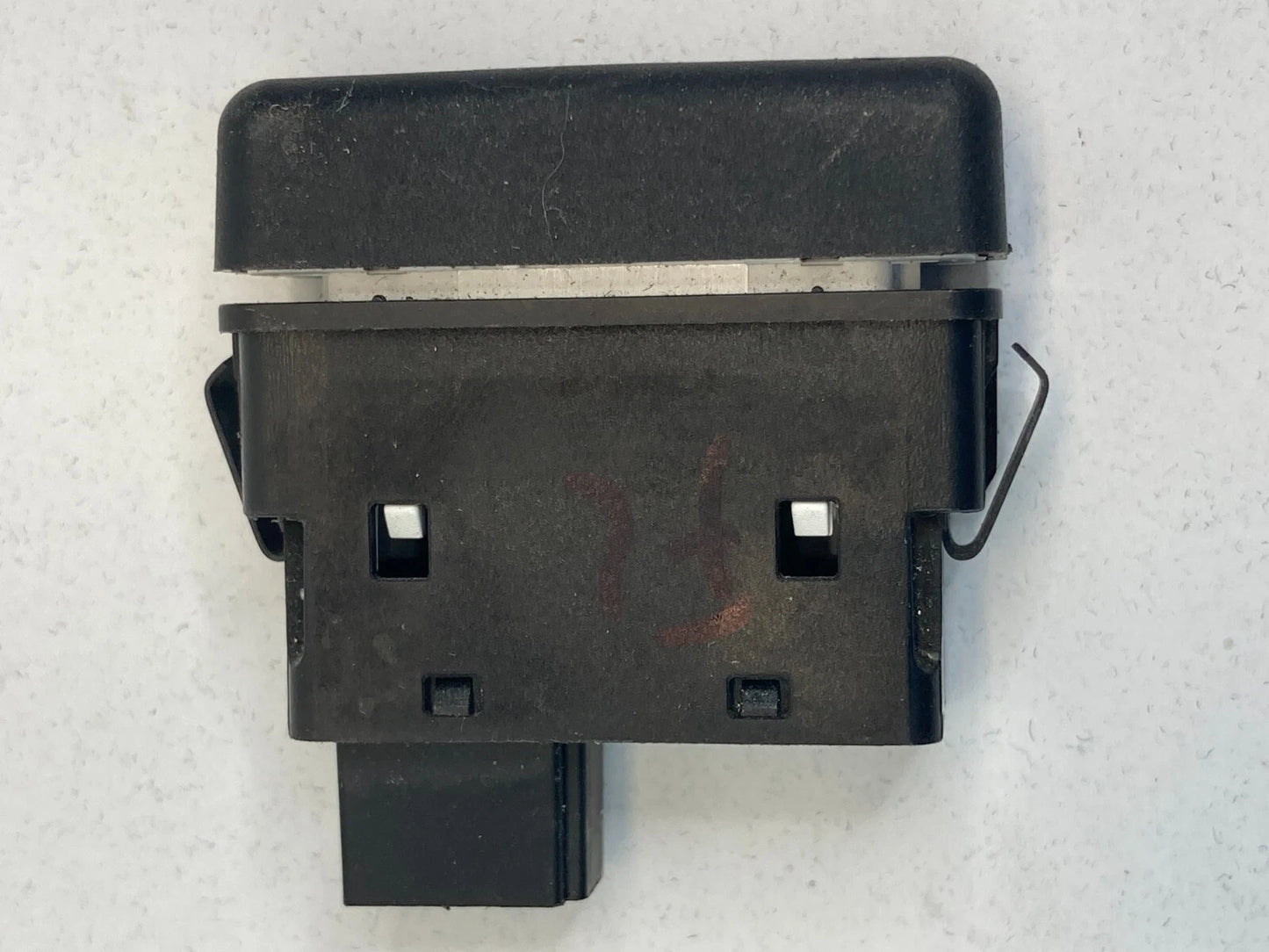 2003-2009 MERCEDES-BENZ E320 FRONT LEFT SEAT DYNAMIC CONTROL SWITCH A2118216551