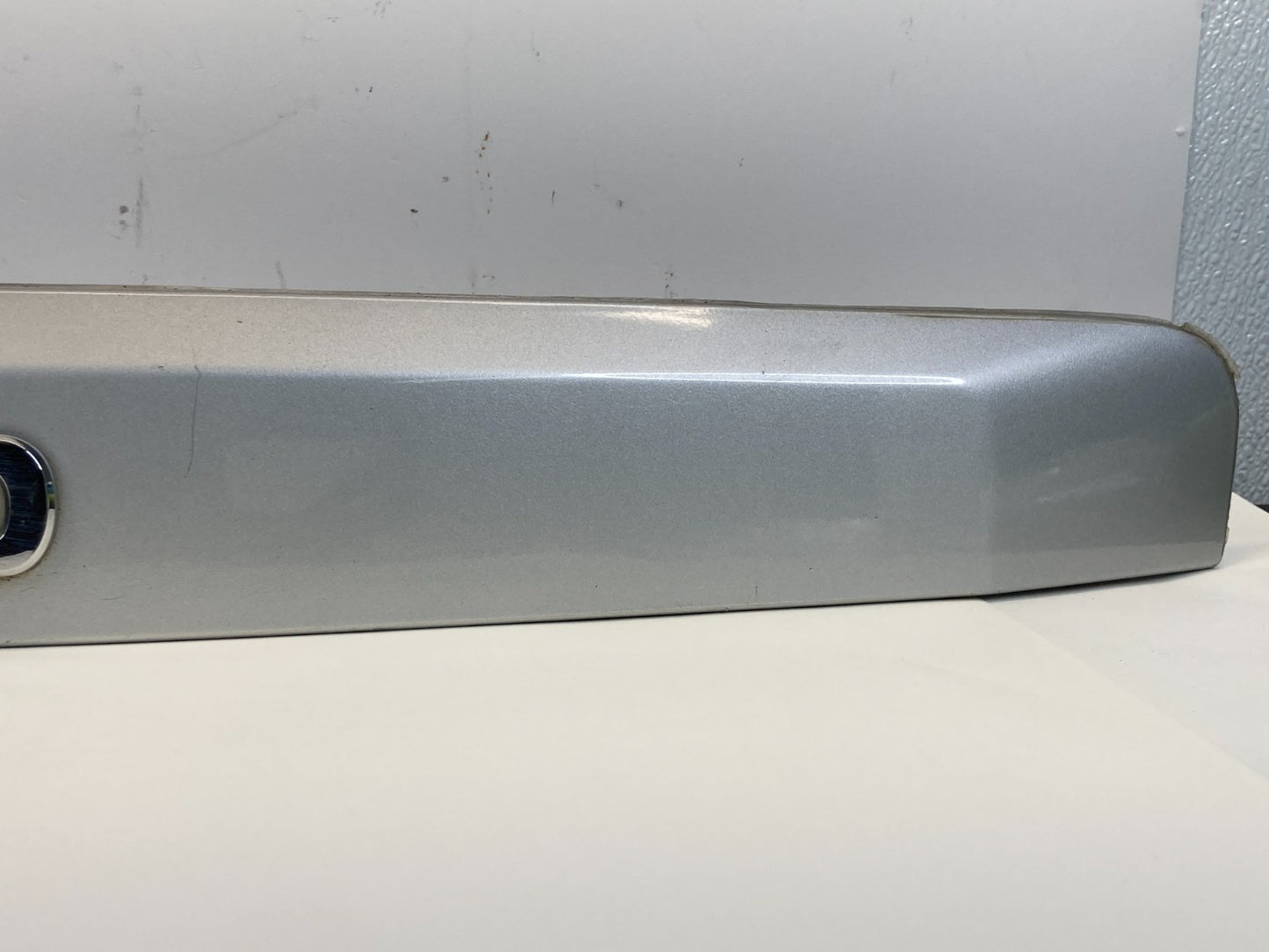 2009-2017 Jeep Patriot Trunk Tailgate Lid License Plate Bezel Trim Molding