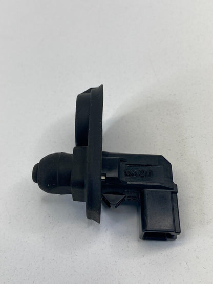 2003-2005 Honda Pilot Right Passenger Door Courtesy Lamp Jamb Ajar Switch OEM