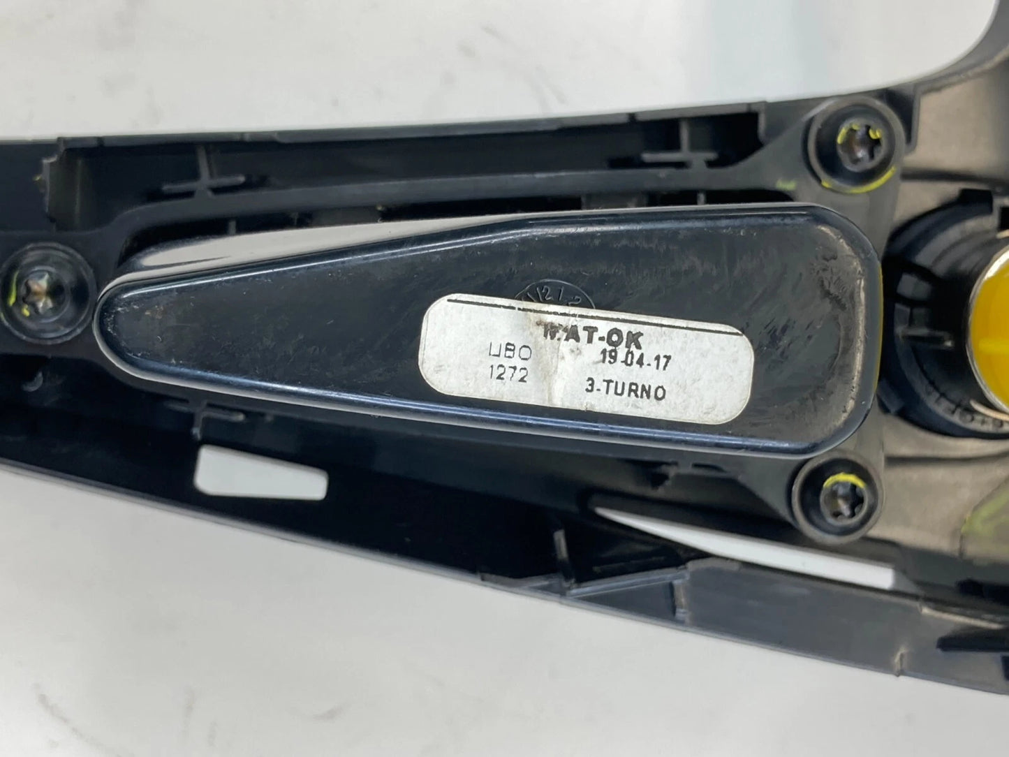2015-2018 FORD FOCUS CONSOLE GEAR SHIFTER TRIM BEZEL DASH F1EB-A044H83-CHW OEM