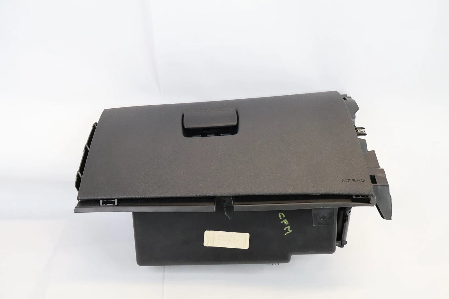 2016-2019 CHEVROLET CRUZE DASH GLOVE BOX STORAGE COMPARTMENT ASSEMBLY 39013517