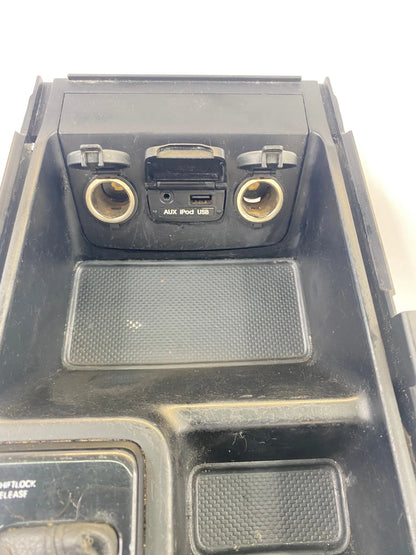 2011-2014 HYUNDAI SONATA AUTOMATIC SHIFTER BEZEL CONSOLE TRIM OEM 84650-3Q000