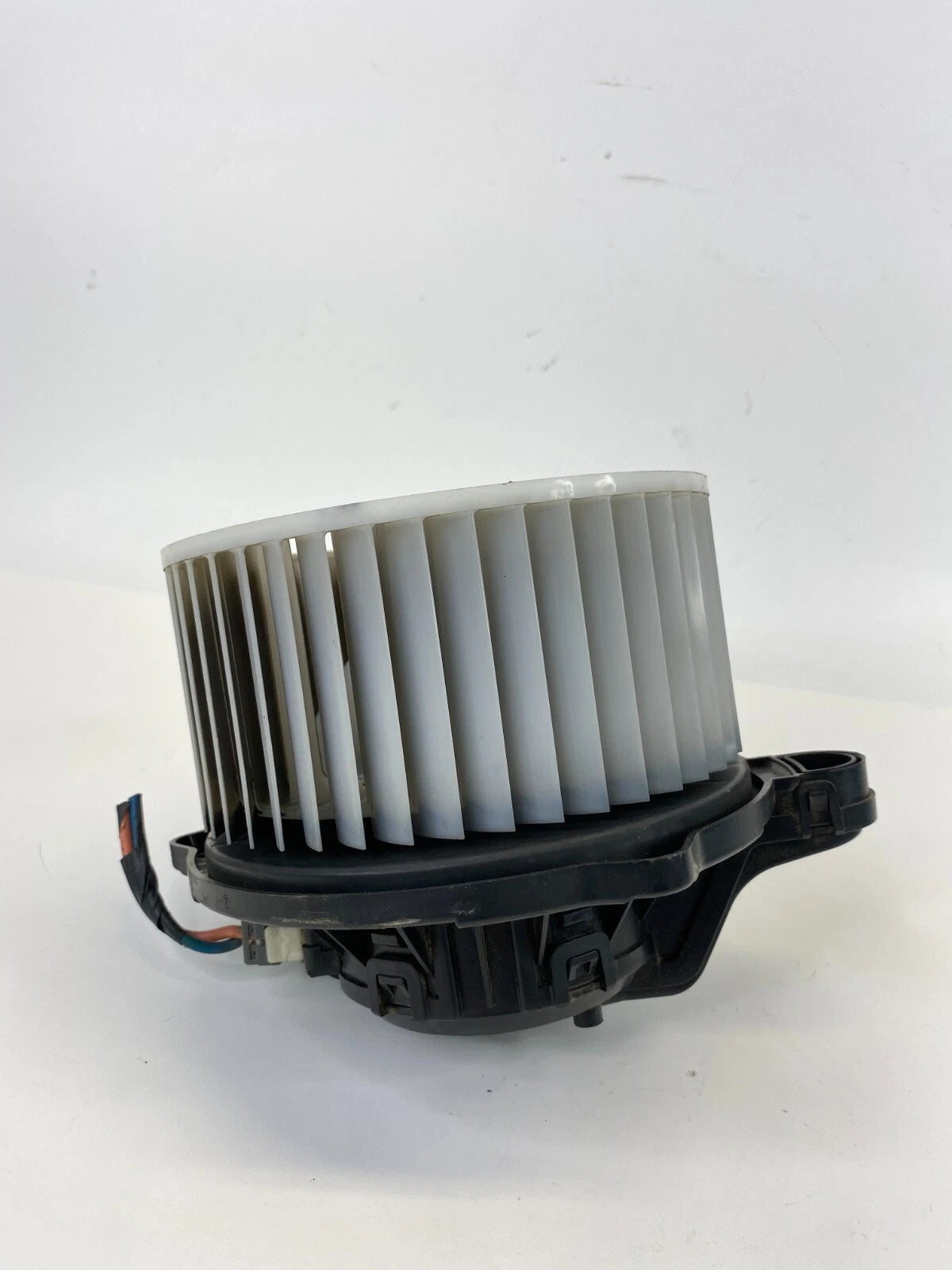 2013-2019 HYUNDAI SANTA FE FRONT AIR HEATER BLOWER FAN OEM FACTORY F-00S-3B2-522