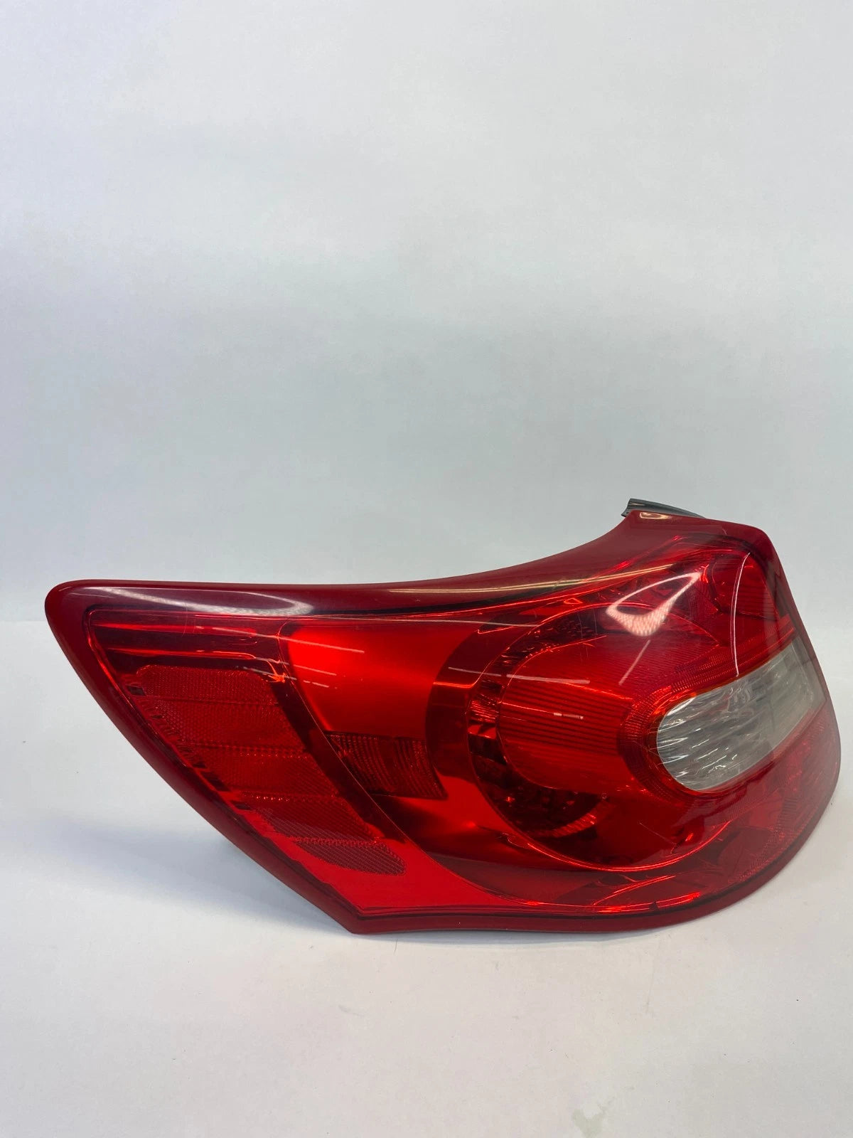2010 2011 2012 2013 SUZUKI KIZASHI LEFT DRIVER TAILLIGHT TAIL LIGHT LAMP OEM