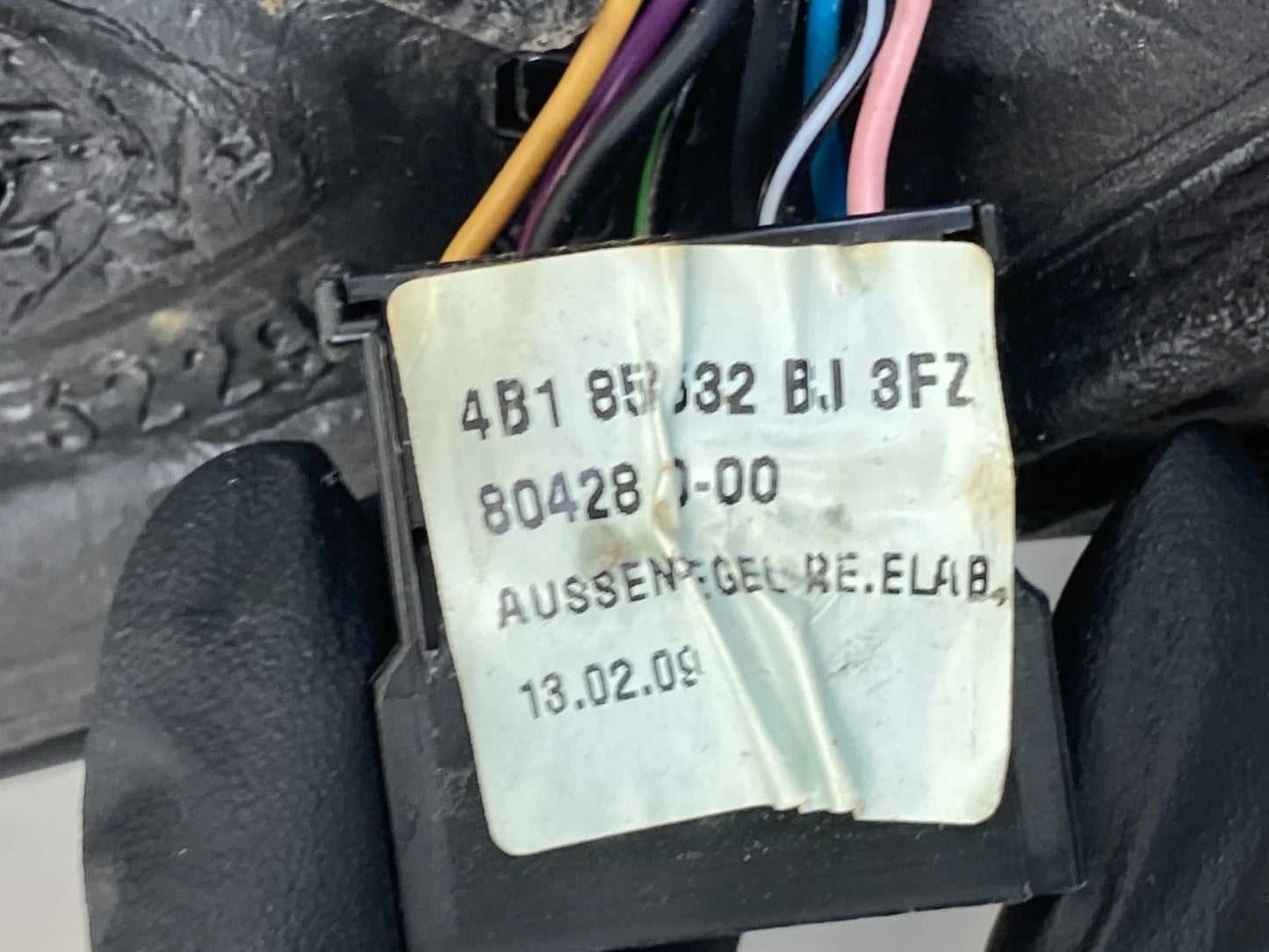 1999-2004 Audi A6 Right Passenger Door Side View Power Mirror 4B1-858-532-BJ OEM