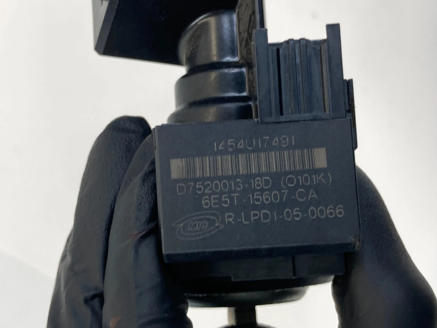 2013-2016 Ford Escape 2.0L L4 Ignition Switch Lock Cylinder & Key 6E5T-15607-CA