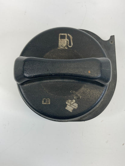 2007-2014 Chevrolet Silverado 2500 HD Fuel Filler Tank Gas Cap OEM