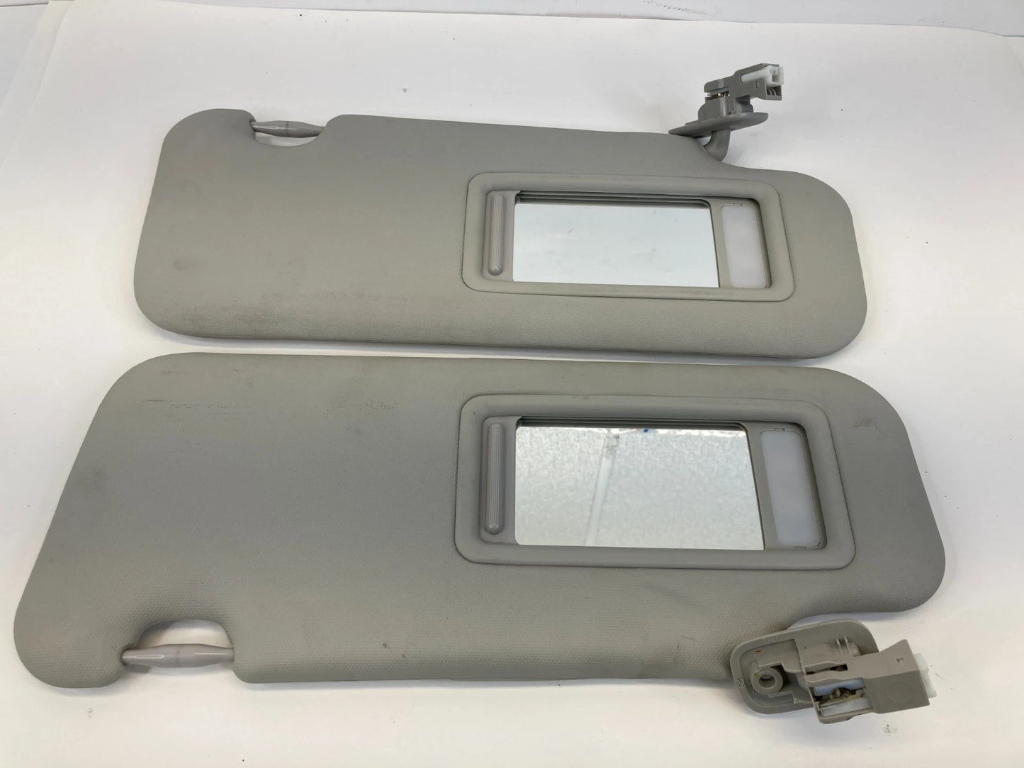 2014-2018 MAZDA 3 SUN VISOR SHADE PAIR SET DRIVER & PASSENGER SIDES GRAY OEM