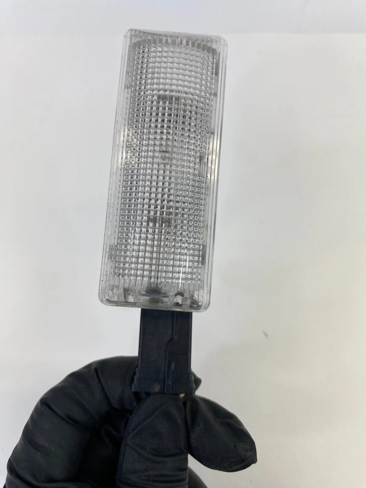 2013-2019 FORD POLICE INTERCEPTOR SEDAN REAR INTERIOR COURTESY LIGHT LAMP PAIR