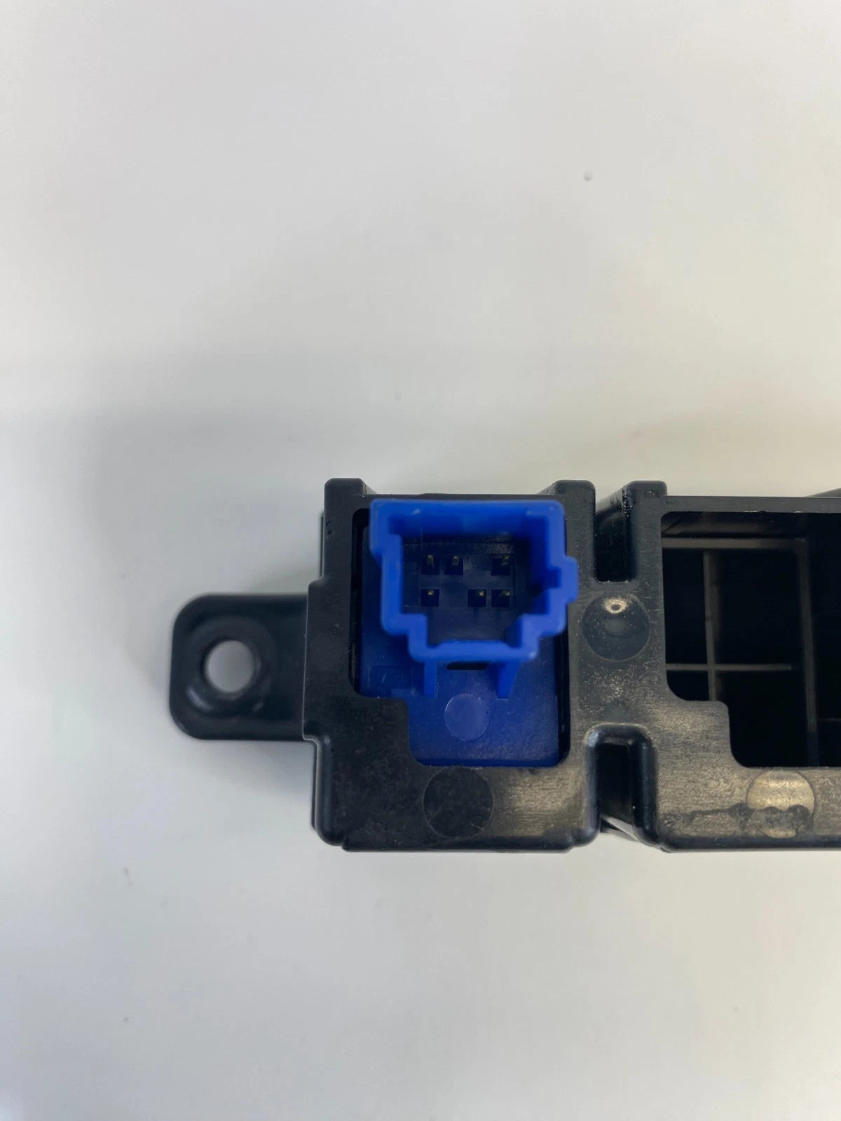 2013-2018 Nissan Altima Traction Control & Trunk Open w/ Heated Steering Switch