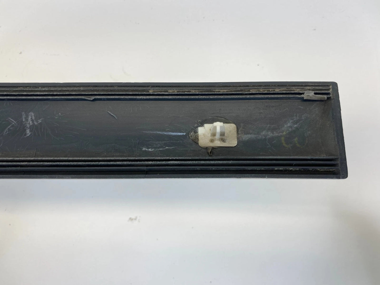 07-09 LEXUS RX350 04-06 RX330 REAR LEFT SIDE EXTERIOR DOOR MOLDING TRIM OEM