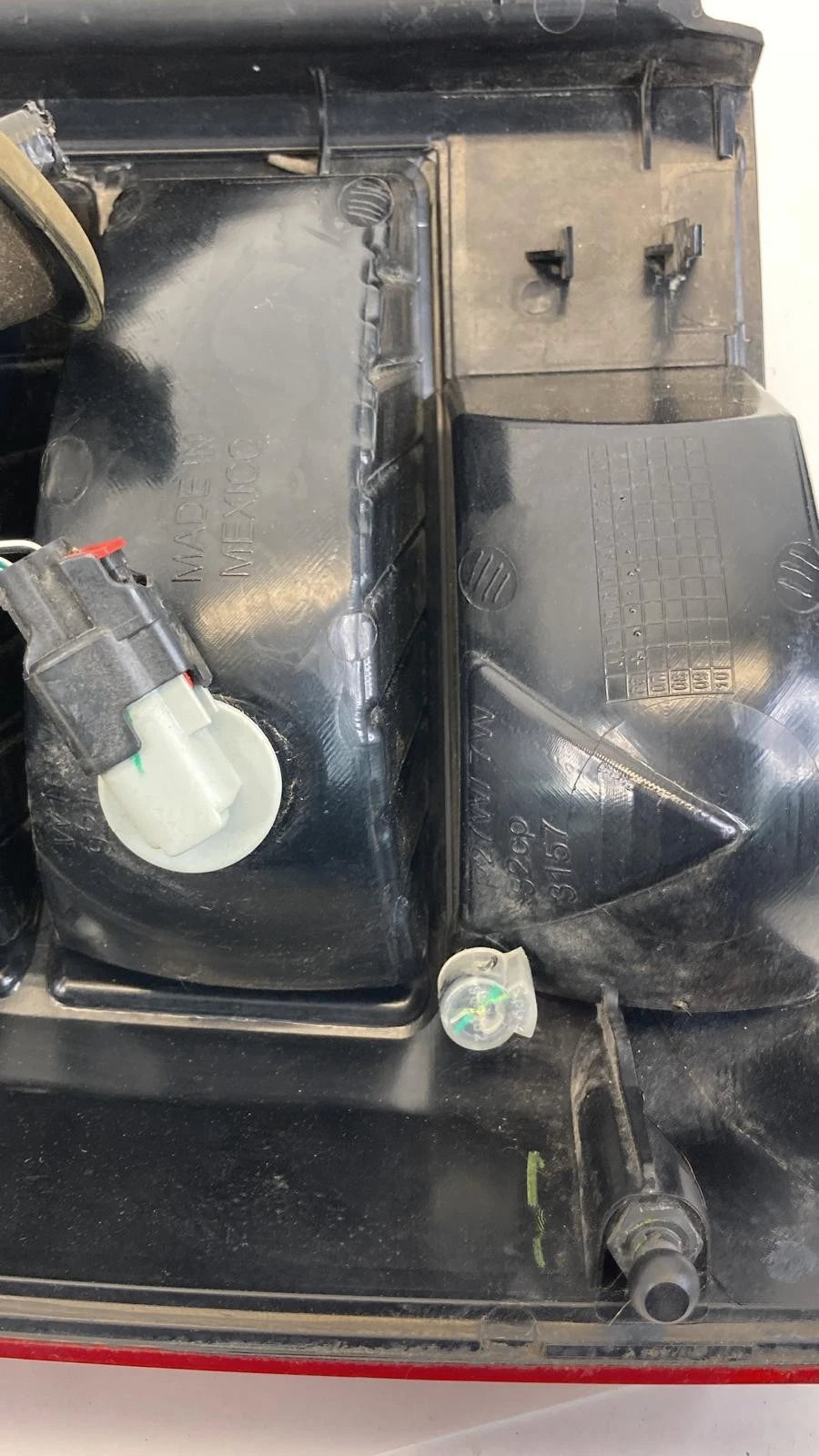 2007 2010 JEEP COMPASS REAR RIGHT PASSENGER SIDE TAIL LIGHT TAILLIGHT LAMP OEM