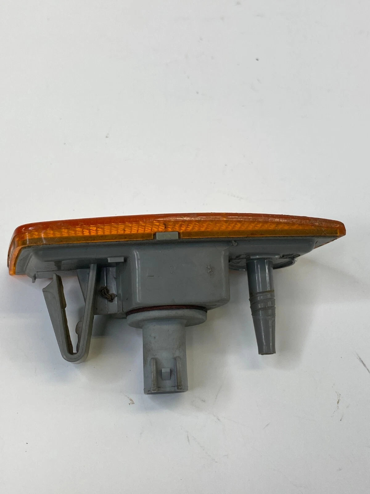 2005-2010 CHRYSLER 300 FRONT RIGHT PASS BUMPER SIDE MARKER LIGHT LAMP ASSY OEM
