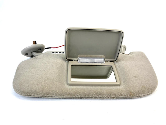 2005-2007 SAAB 9-7X LEFT DRIVER SIDE SUNVISOR SUN VISOR SHADE W/ ILLUMINATION
