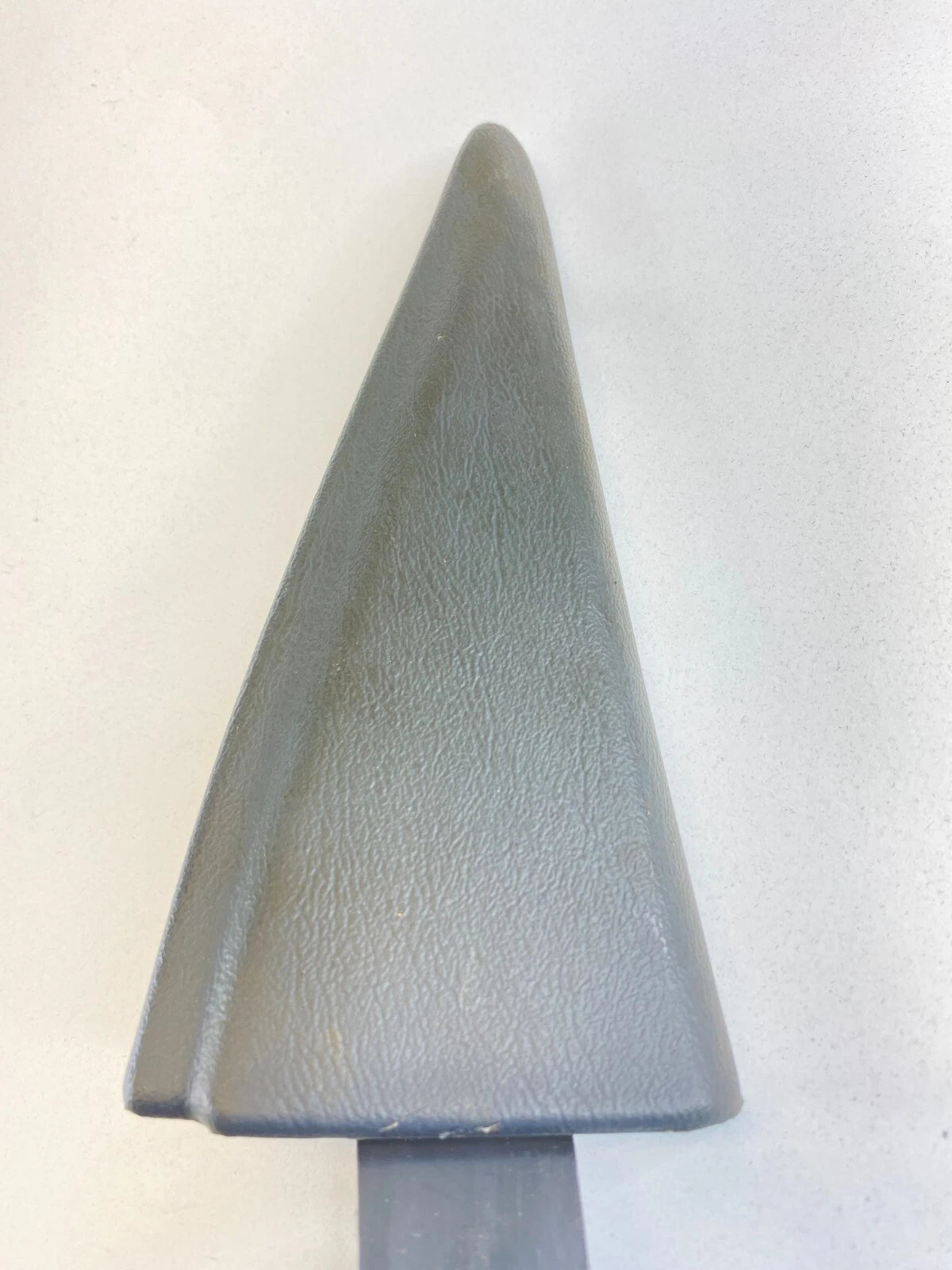 2000-2005 CHEVROLET IMPALA REAR LEFT BACK SIDE DOOR INNER CORNER COVER TRIM OEM