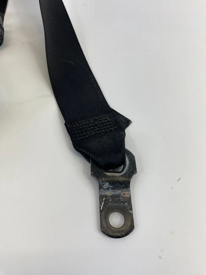 2001-2005 BMW 325I 325XI FRONT LEFT DRIVER SEAT BELT RETRACTOR 7009857 OEM