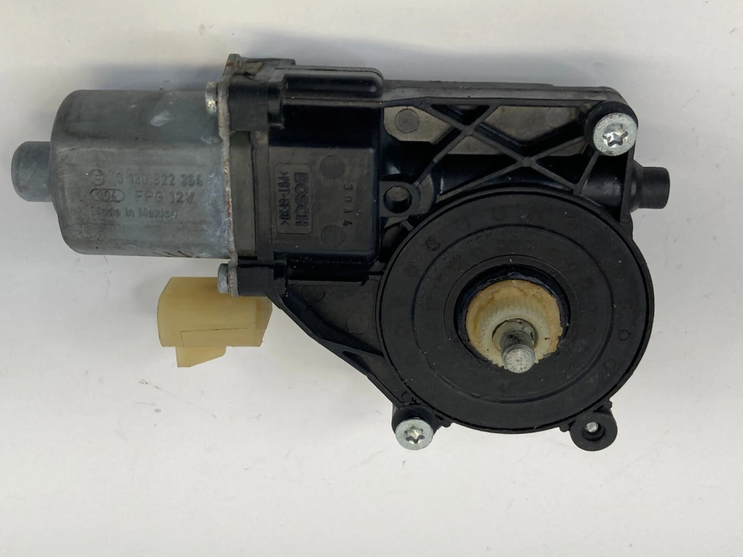 08-17 BUICK ENCLAVE 09-17 TRAVERSE REAR RIGHT DOOR POWER WINDOW MOTOR 0130822364