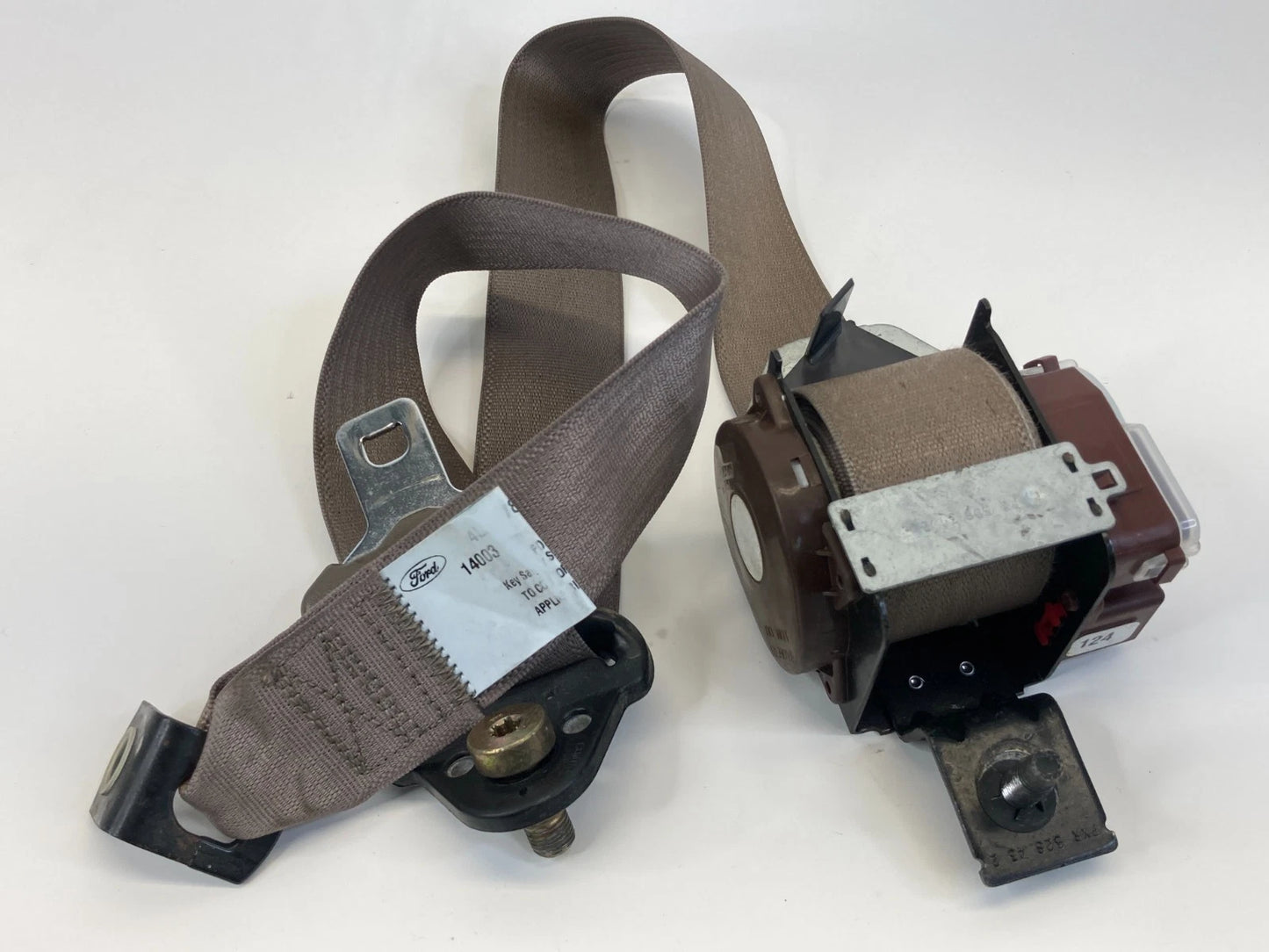 2002 2003 2004 2005 Ford Explorer Front Right Side Seat Belt Retractor OEM