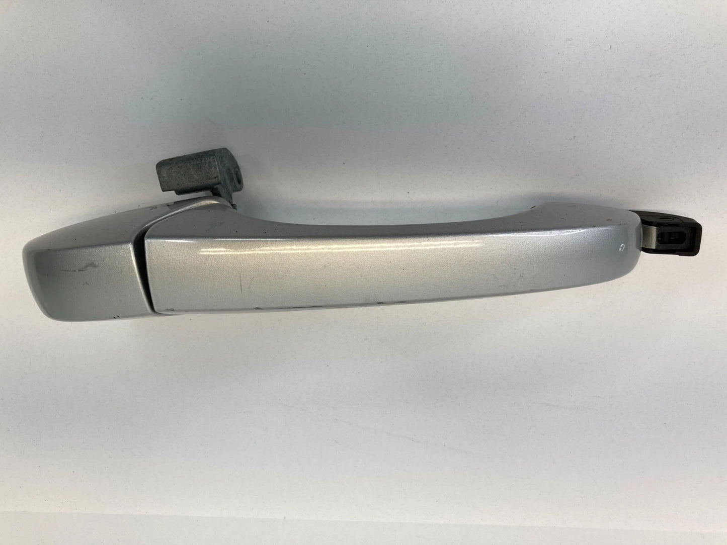 2011-2014 CHRYSLER 200 FRONT RIGHT PASSENGER SIDE EXTERIOR OUTER DOOR HANDLE OEM