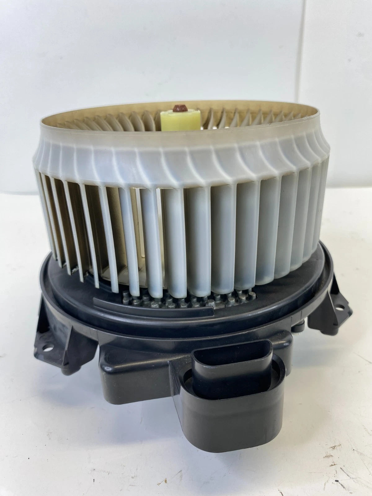 2014-2016 TOYOTA COROLLA BLOWER MOTOR HEATER AC FAN OEM FACTORY AY272700-8084