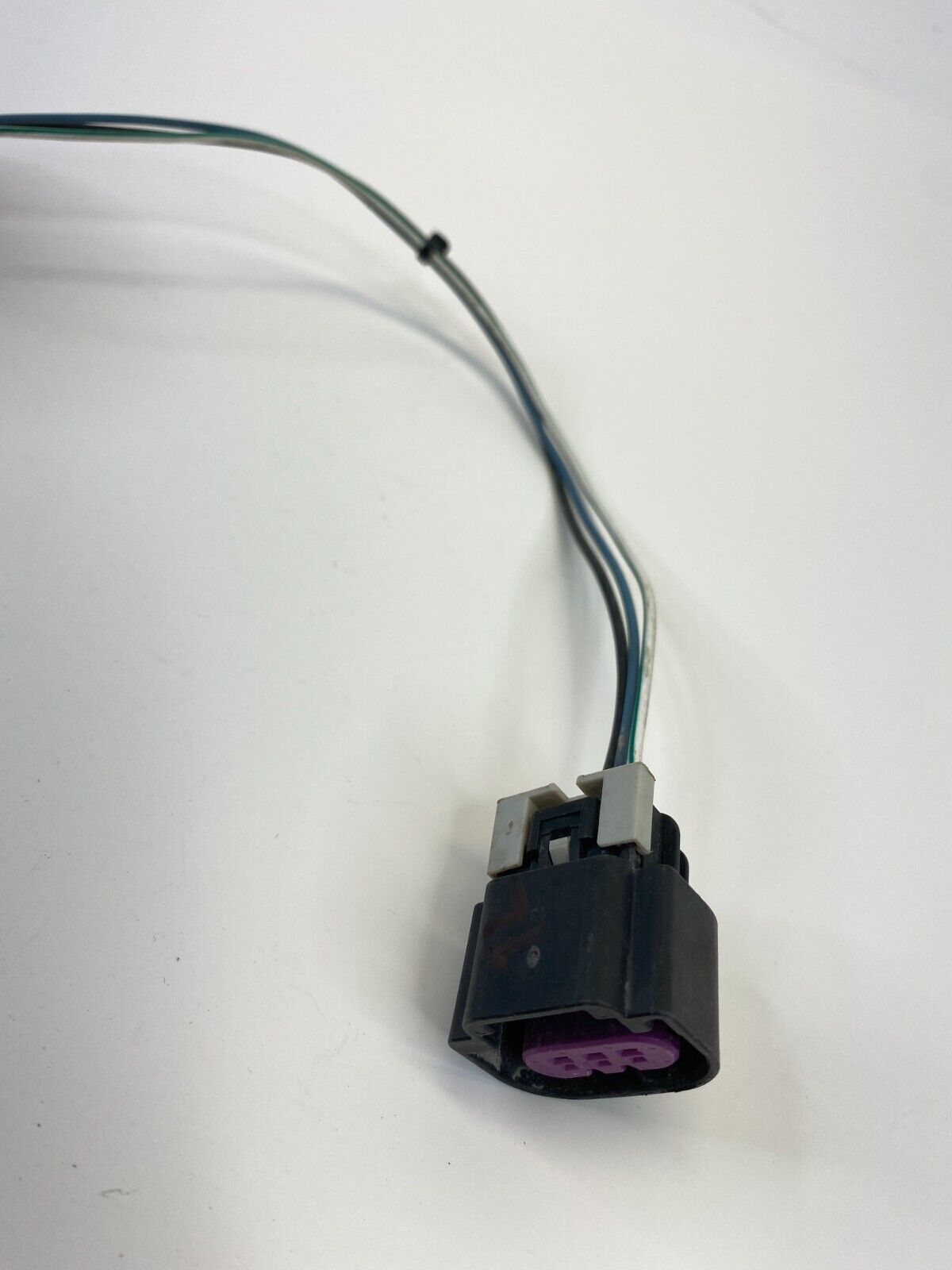 09-14 Volkswagen Routan Left Taillight Wire Wiring Harness Connector 7035-2356