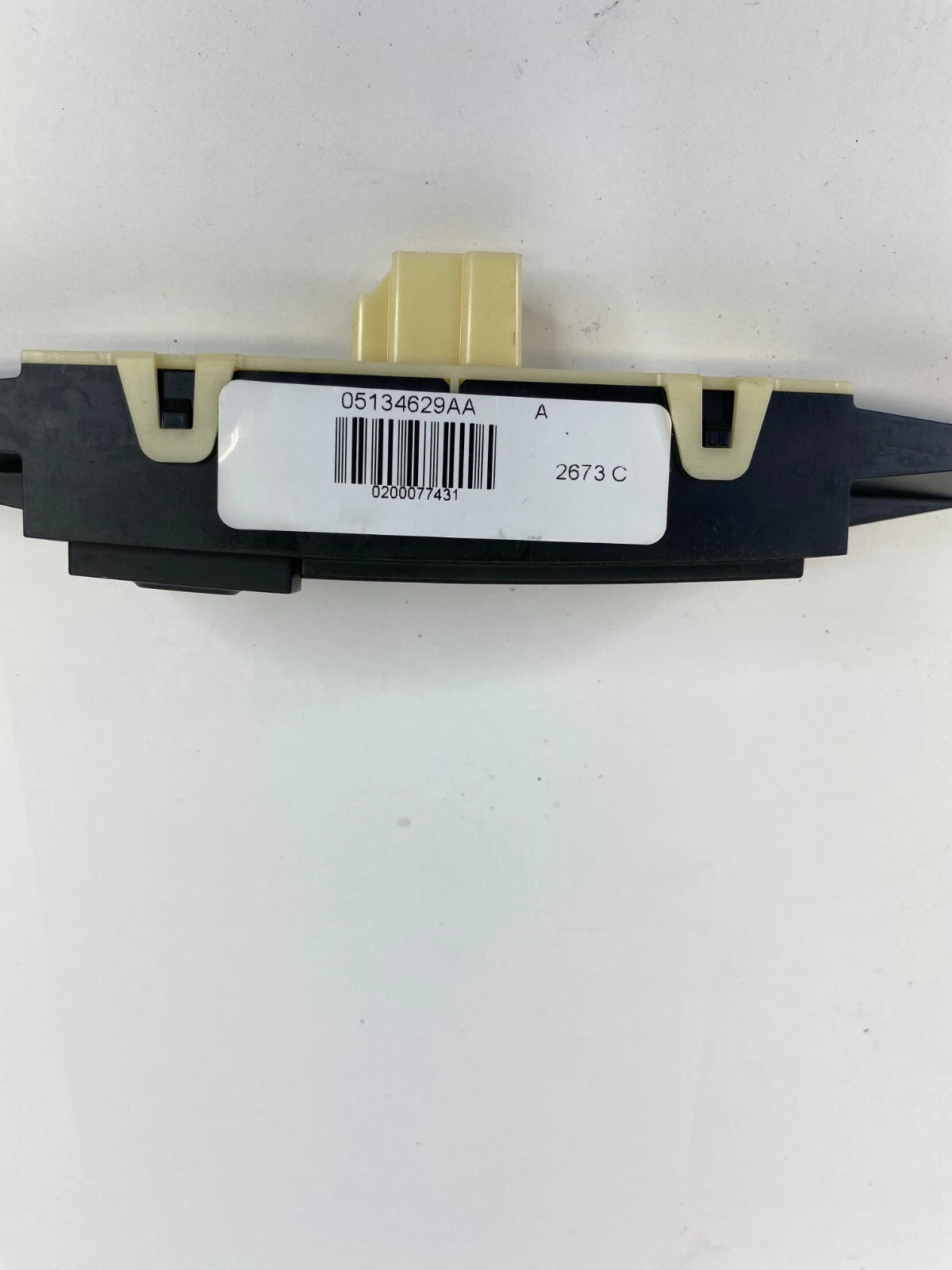 01-07 DODGE CARAVAN DASH EMERGENCY HAZARD LIGHT CONTROL SWITCH 05134629AA OEM