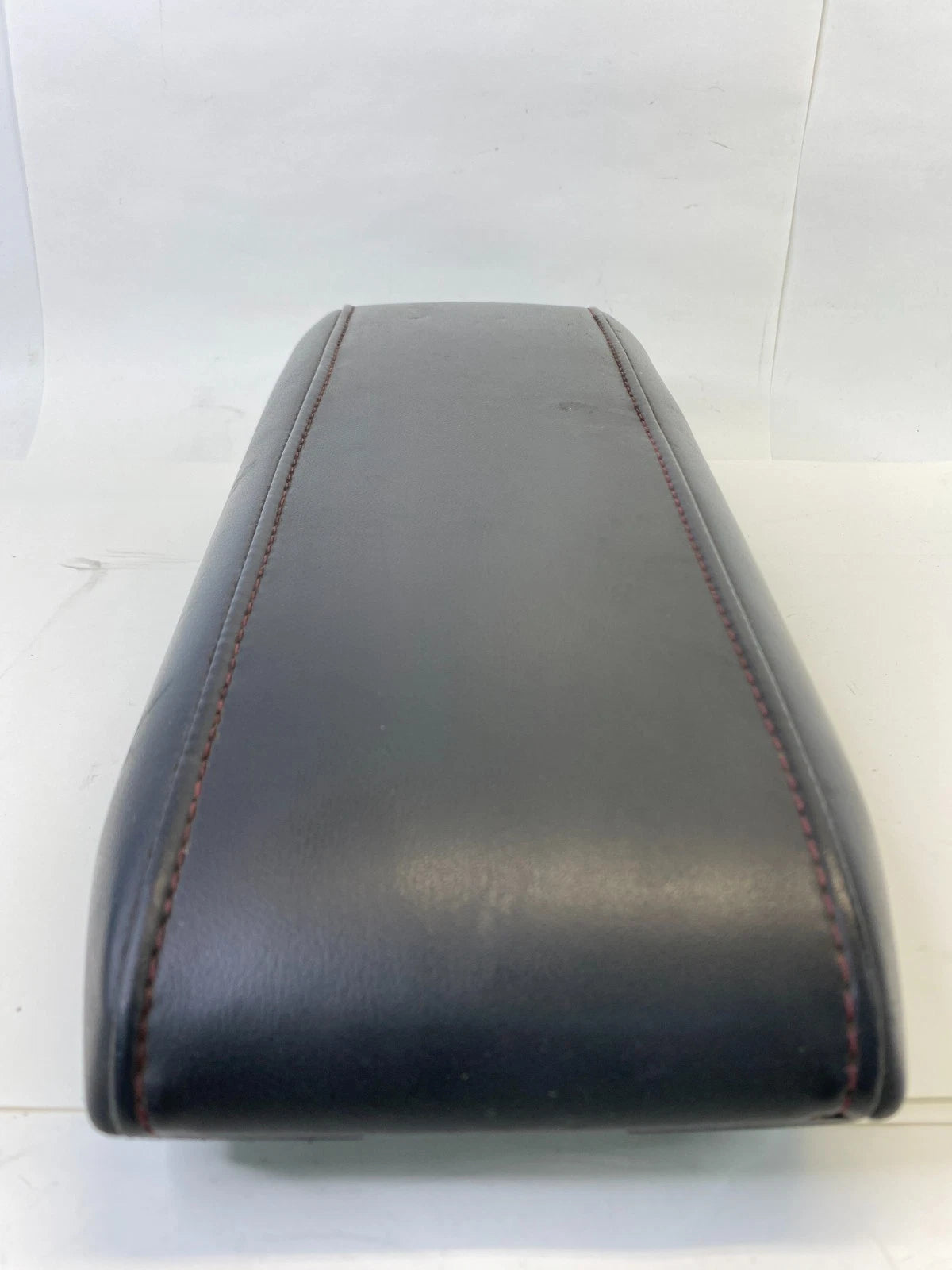 2010-2015 CHEVROLET EQUINOX FRONT CENTER CONSOLE ARMREST LID ARM REST ASSY OEM