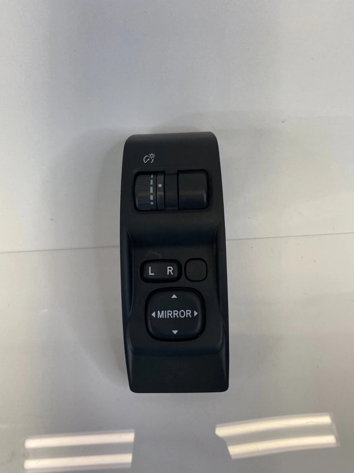 08-11 SUBARU IMPREZA POWER MIRROR CONTROL SWITCH DIMMER LIGHT SWITCH 183606 OEM