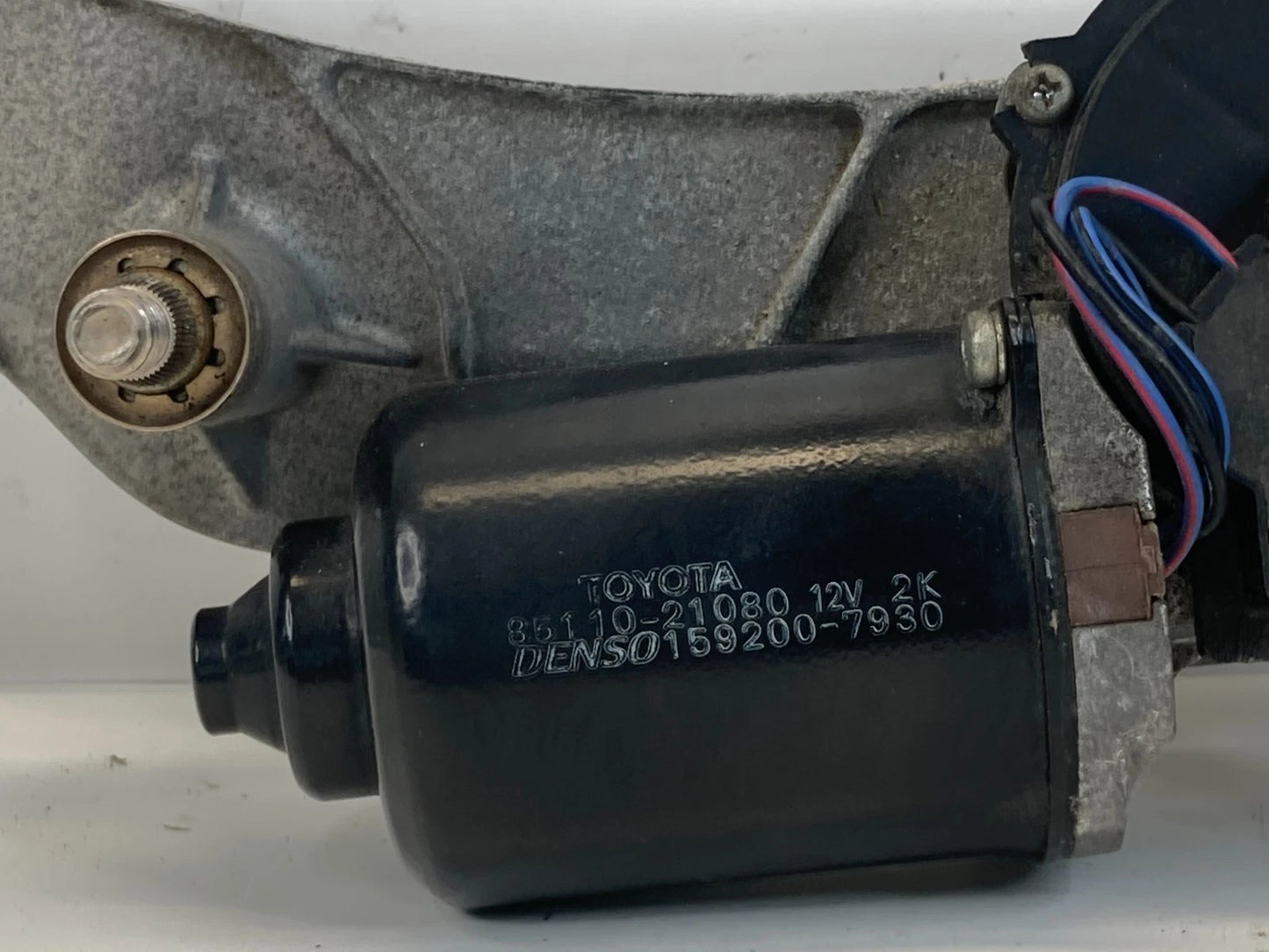 2005-2010 SCION TC FRONT WINDSHIELD WIPER MOTOR W/ TRANSMISSION LINKAGE OEM