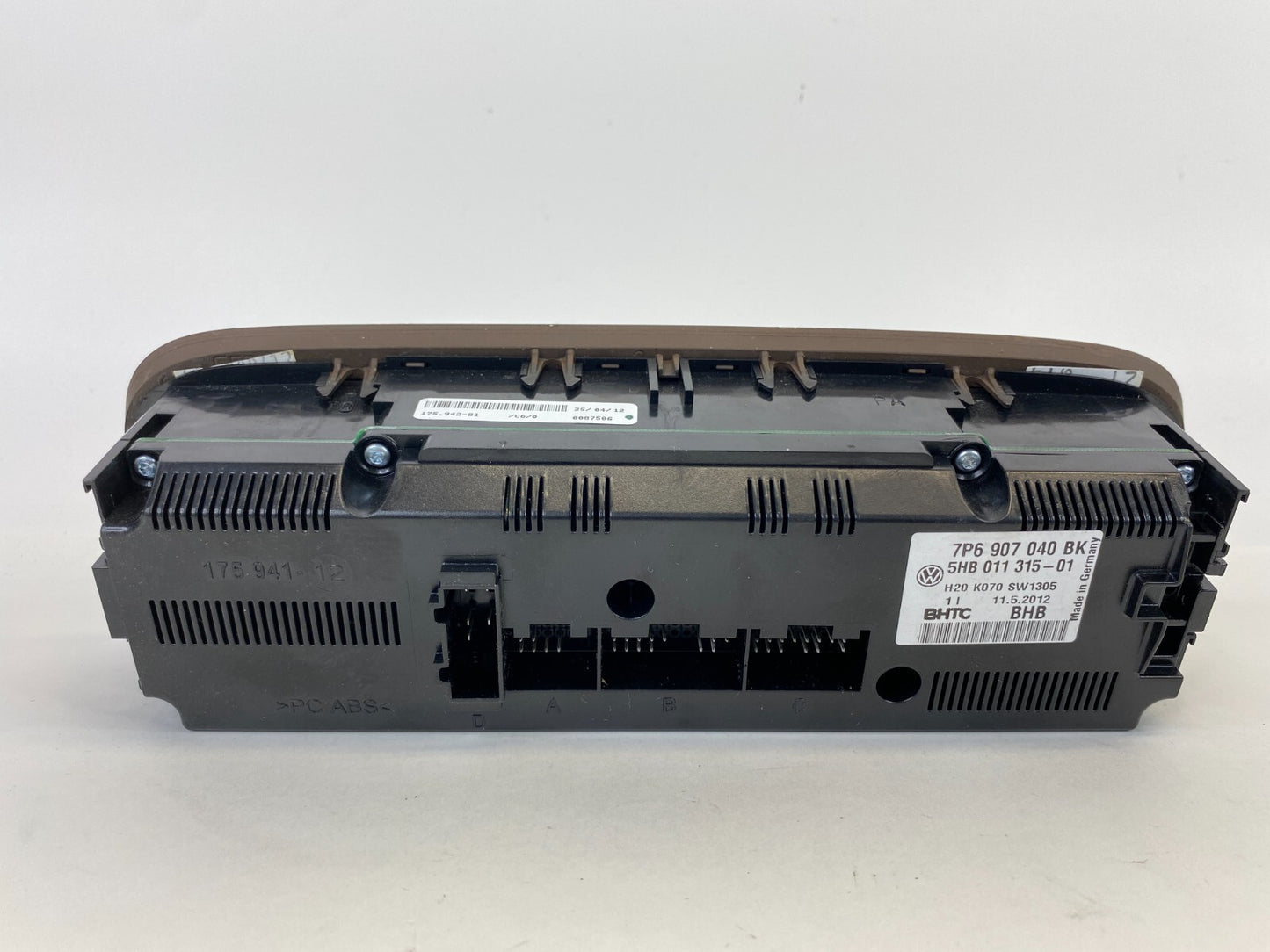 11-17 Volkswagen Touareg AC Heater Temp Climate Control Switch 7P6907040BK OEM