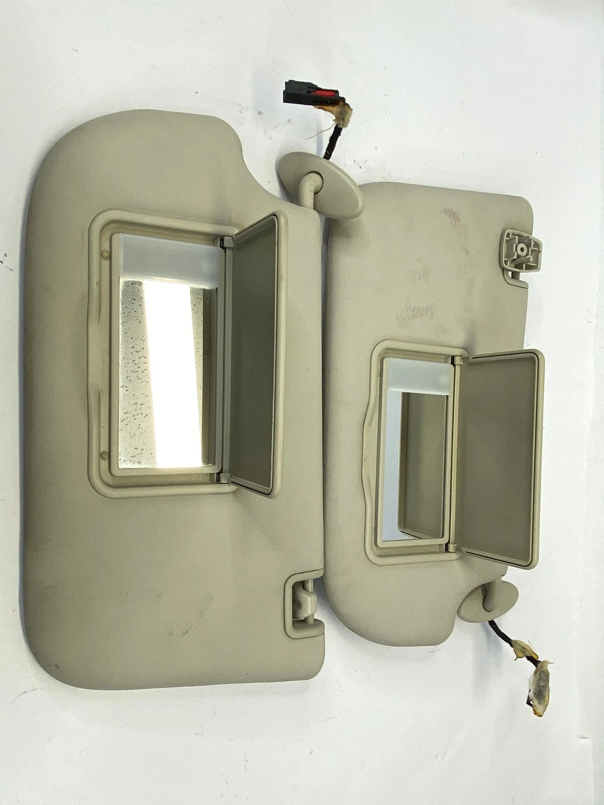 2013-2018 FORD FOCUS SUN VISOR PAIR DRIVER PASSENGER FRONT LH RH SET OEM FACTORY