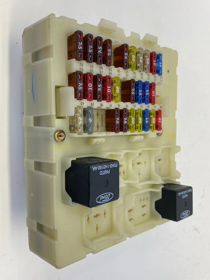 2006 20007 FORD FOCUS INTERIOR FUSE BOX JUNCTION PANEL BLOCK UNDER DASH UNIT OEM