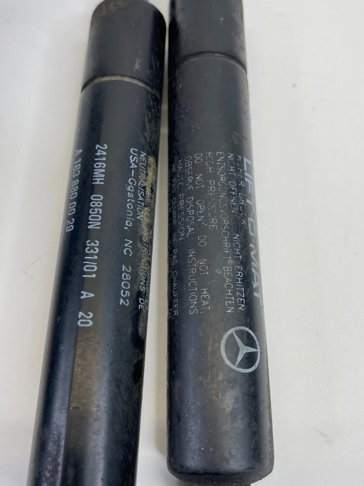 1998-2003 MERCEDES-BENZ ML 320 LEFT & RIGHT HOOD SHOCK STRUTS LIFT SUPPORT SET