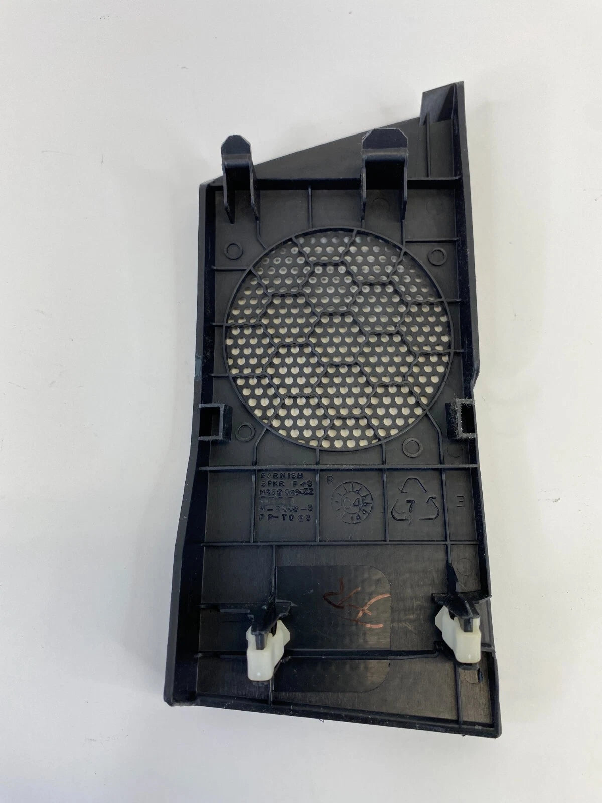 2004-2012 MITSUBISHI GALANT DASH RIGHT PASSENGER SIDE SPEAKER GRILLE COVER OEM