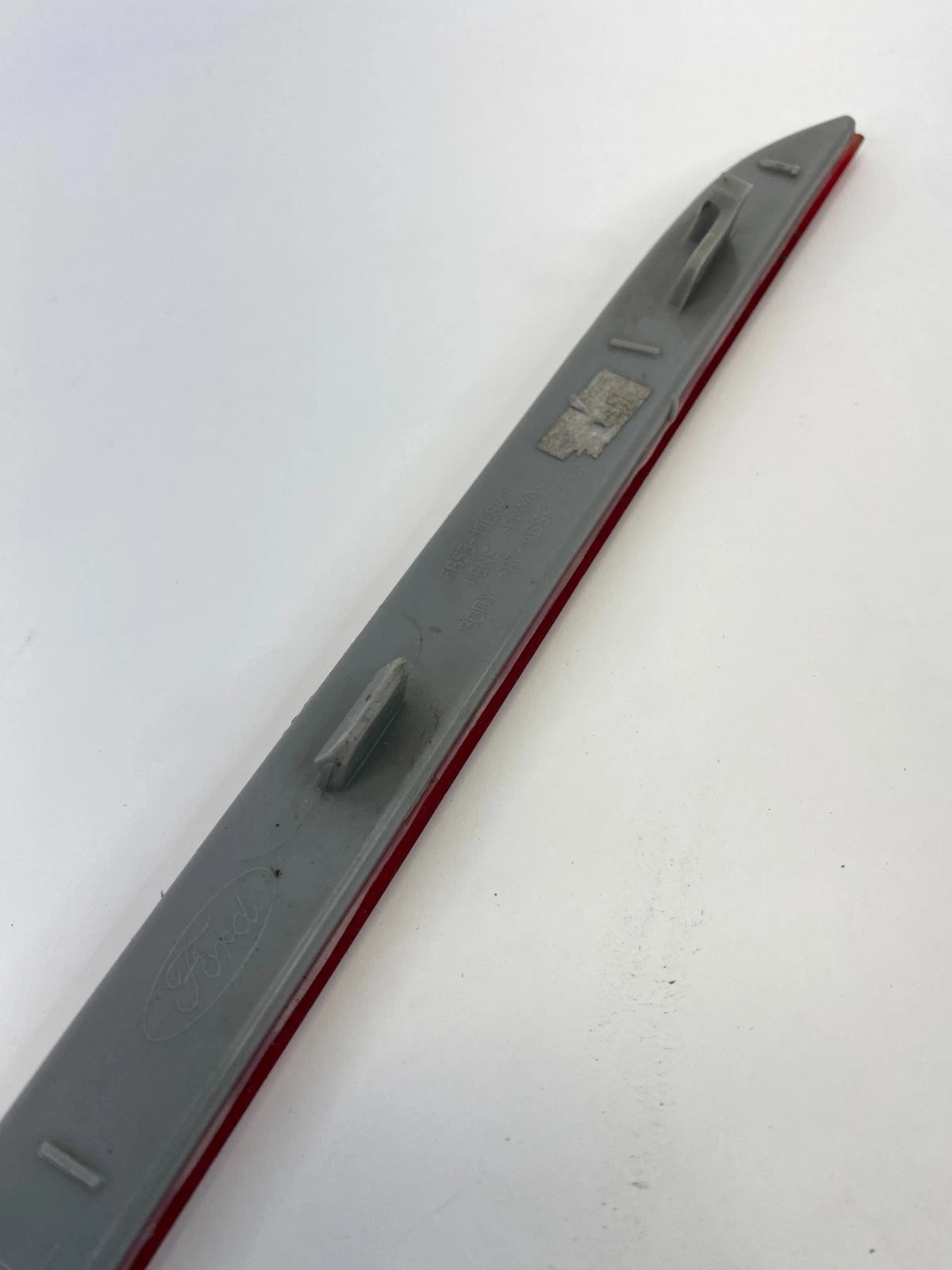 16-19 FORD EXPLORER INTERCEPTOR REAR LEFT BUMPER LIGHT REFLECTOR FB53-17E847-AE