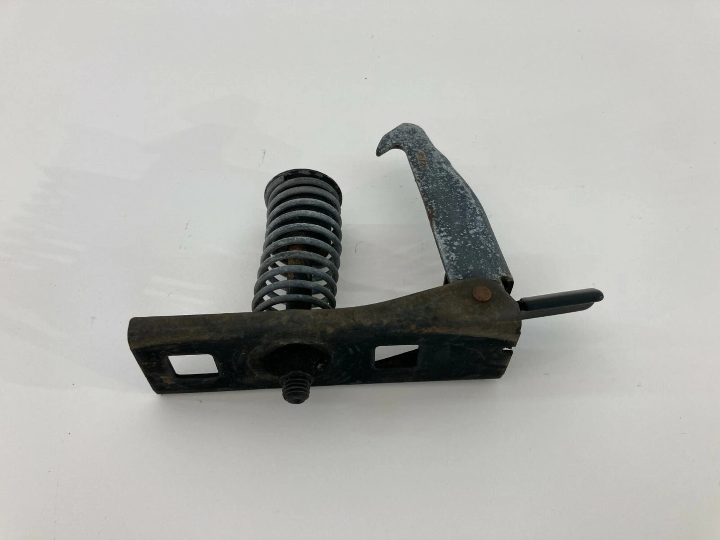 1990-1993 CHRYSLER IMPERIAL 1988-1993 NEW YORKER HOOD SAFETY LOCK CATCH LATCH