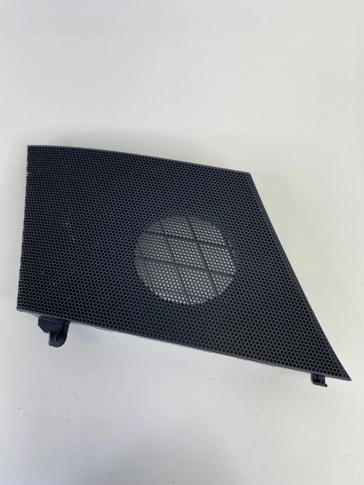 2010-2015 TOYOTA PRIUS LEFT DRIVER DASH SPEAKER COVER GRILLE OEM 55472-47020