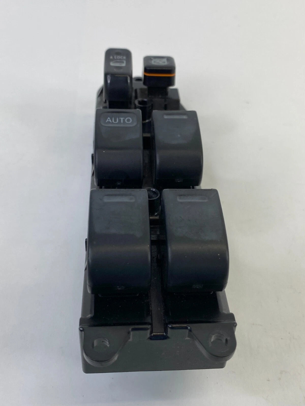 04 05 06 07 08 09 TOYOTA PRIUS LEFT DRIVER MASTER WINDOW SWITCH 84820-47050
