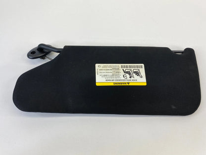 2011-2014 CHRYSLER 200 FRONT PASSENGER SIDE SUNVISOR SUN VISOR W/LIGHTS & MIRROR