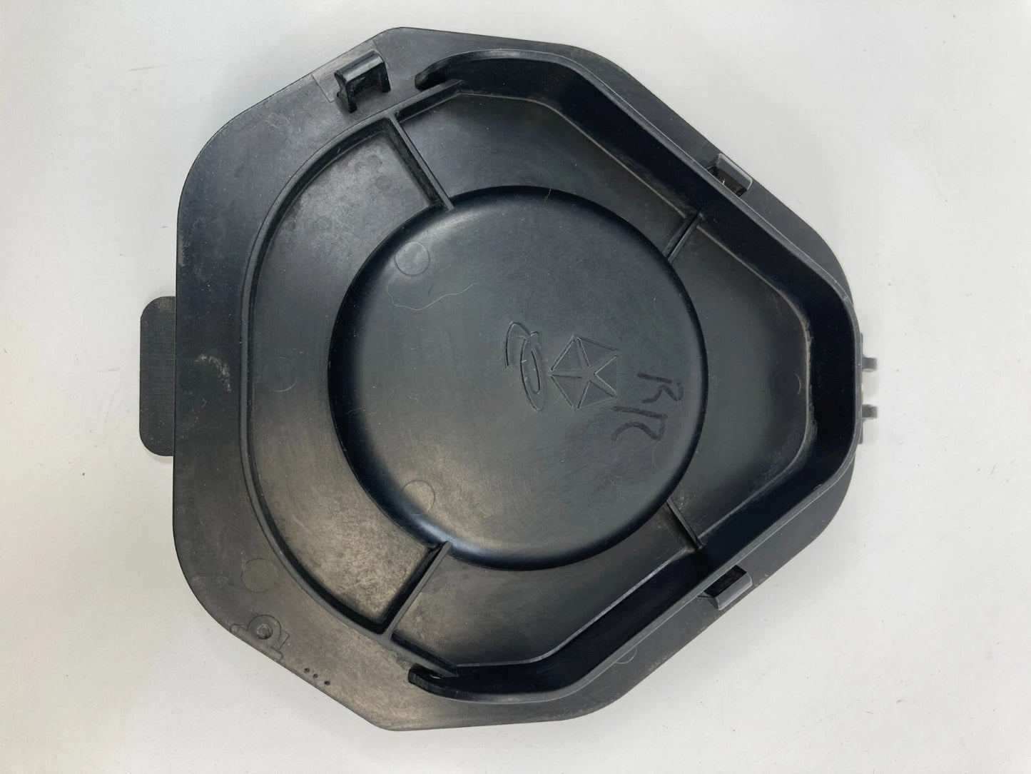 2011-2023 DODGE CHARGER REAR RIGHT SIDE DOOR WINDOW REGULATOR ACCESS COVER OEM