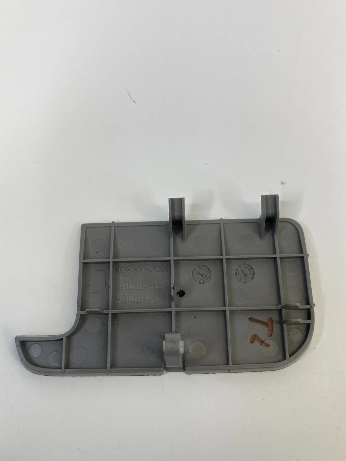 2012-2014 HONDA CR-V CRV REAR LEFT LOWER QUARTER TRIM CAP 82627-TP6-A010 OEM