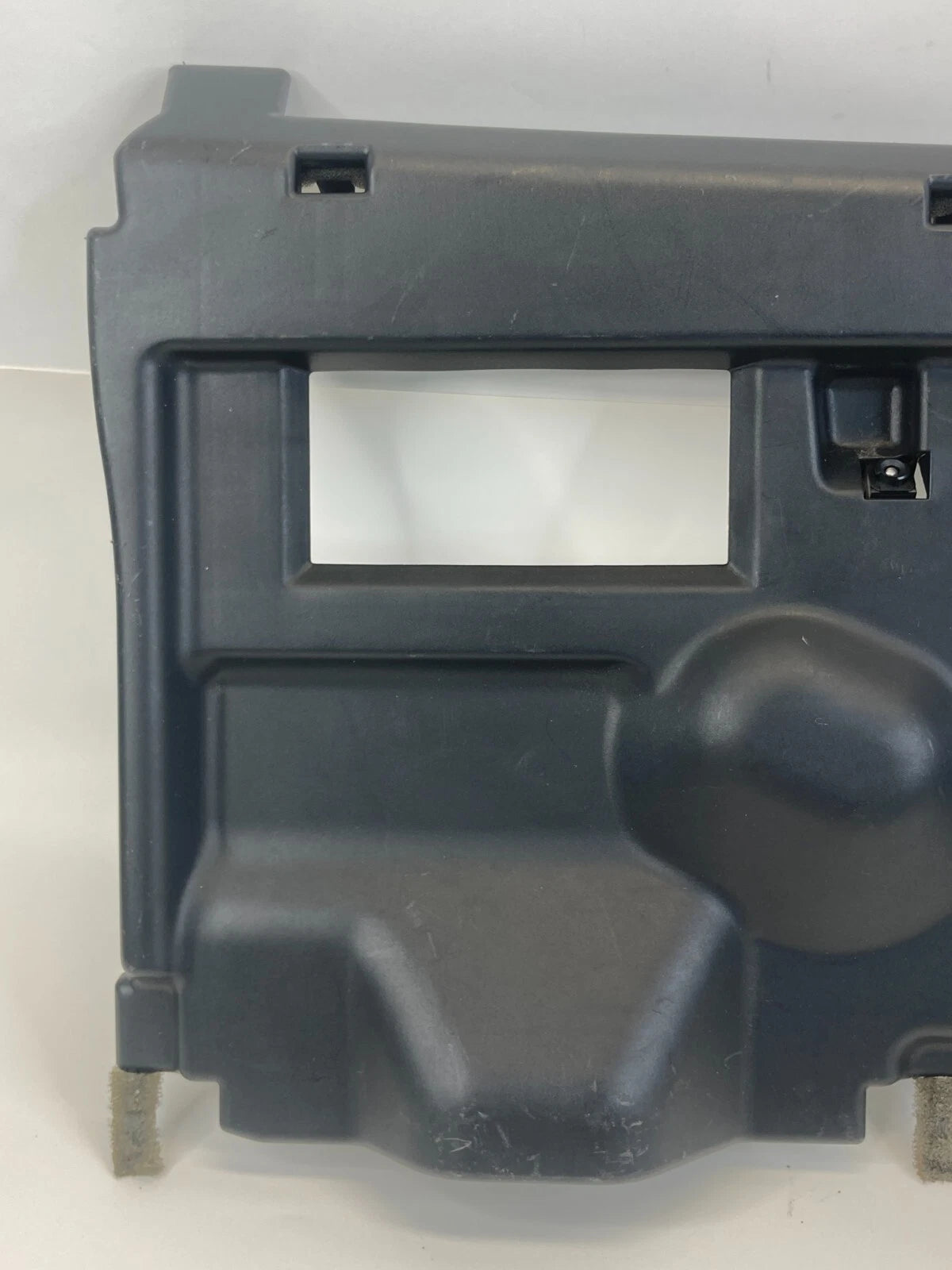 04-06 LEXUS RX330 DASH LOWER INSTRUMENT PANEL COVER TRIM BEZEL 55607-0E010 OEM