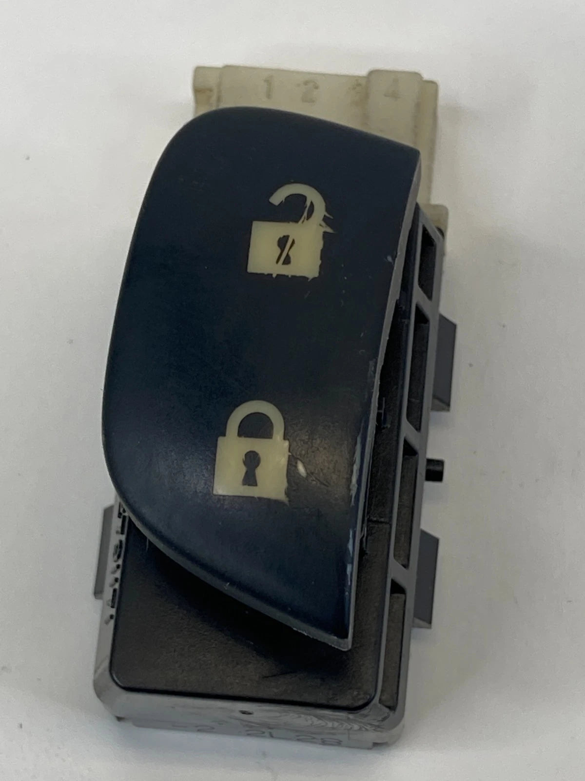 03-11 SAAB 9-3 FRONT RIGHT PASSENGER SIDE DOOR LOCK SWITCH BUTTON 12791171 OEM