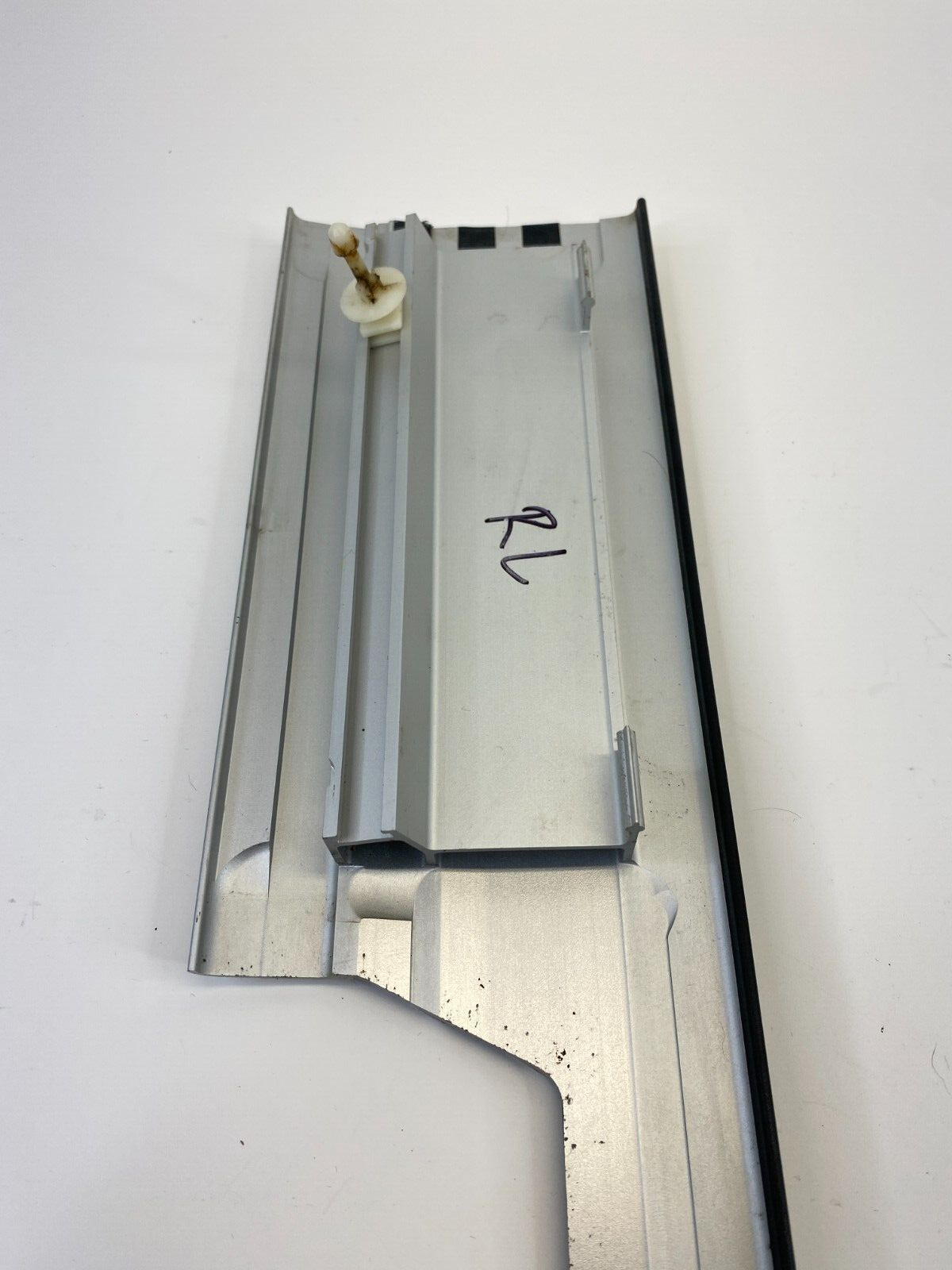 03-07 Land Rover Range Rover Rear Left Side Door Trim Step Sill Scuff Plate OEM