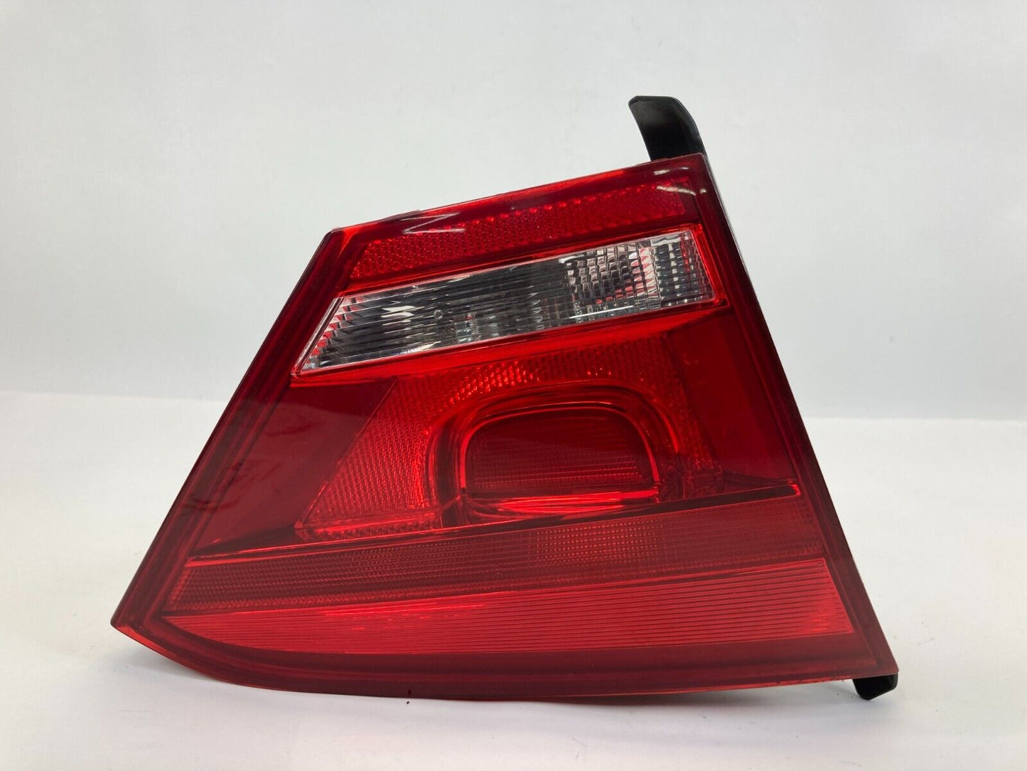 2012-2015 VW Passat Sedan Left Side Tail Light Inner Taillight Lamp 561945093C