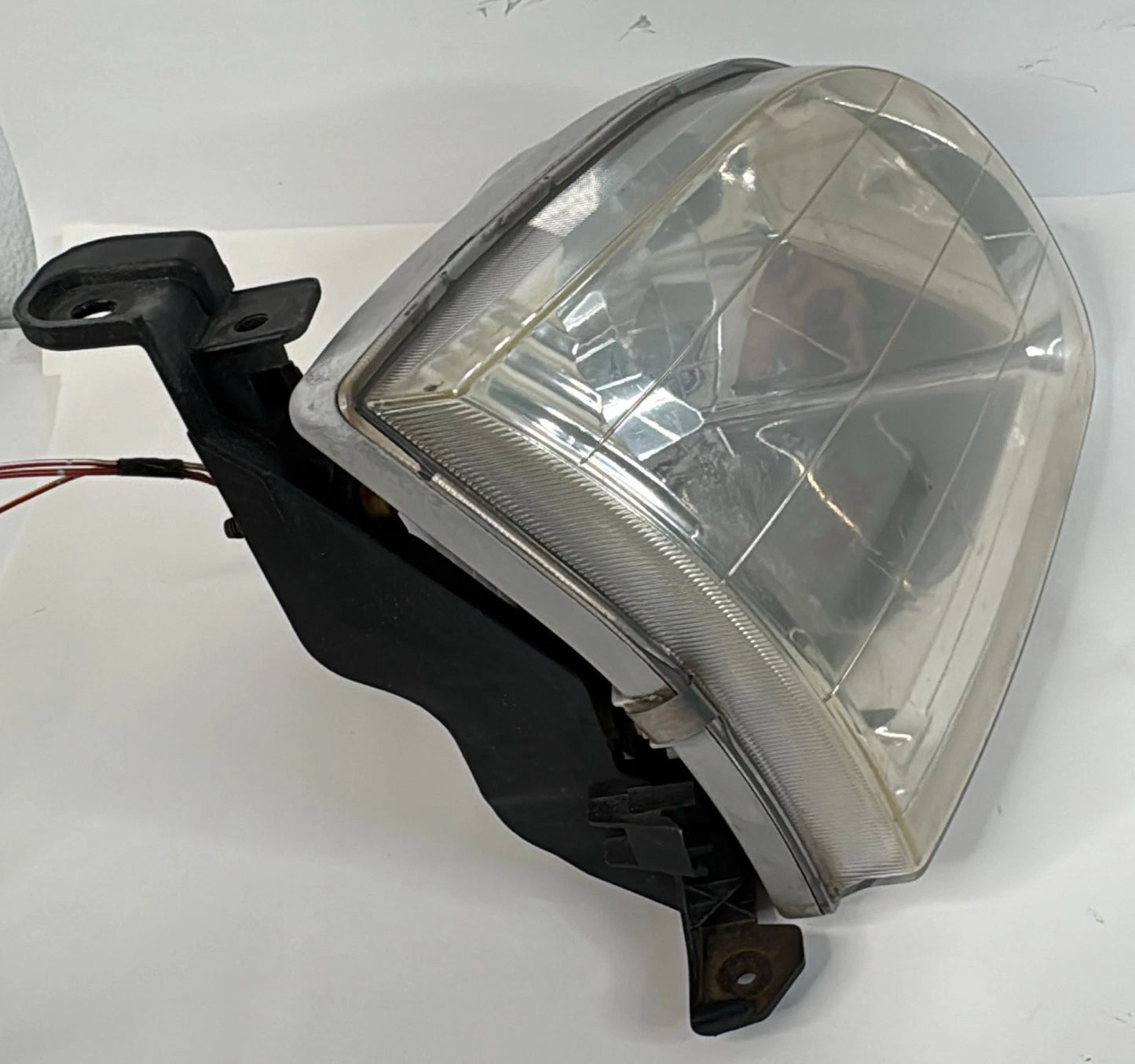 2000-2004 TOYOTA TUNDRA EXTENDED CAB RIGHT PASSENGER HEADLIGHT HEADLAMP OEM