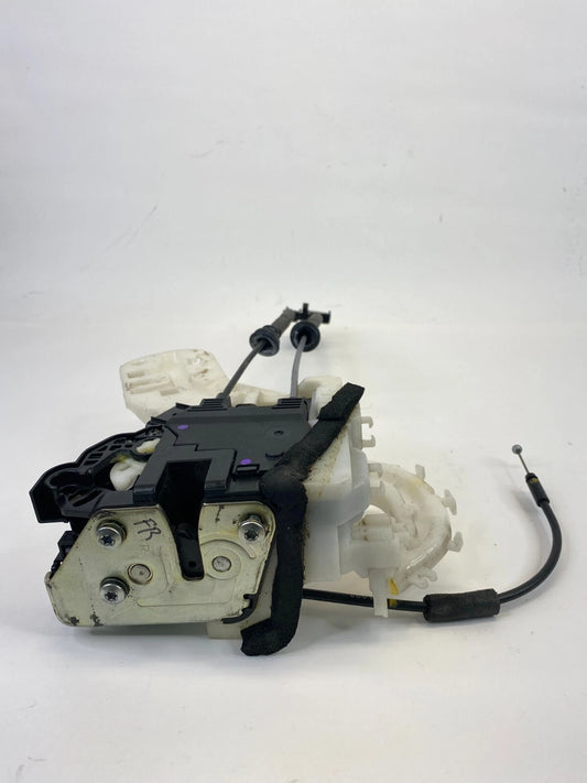 11-16 HYUNDAI ELANTRA FRONT RIGHT PASSENGER SIDE DOOR LOCK LATCH OEM 81320-3X010