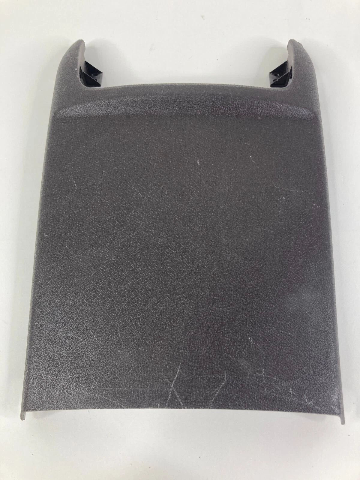 2009-2012 BUICK ENCLAVE REAR CONSOLE COVER POWER OUTLET SWITCH BEZEL 25891786